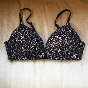 Victoria’s Secret Nude and Black Lace No Wire Bra
